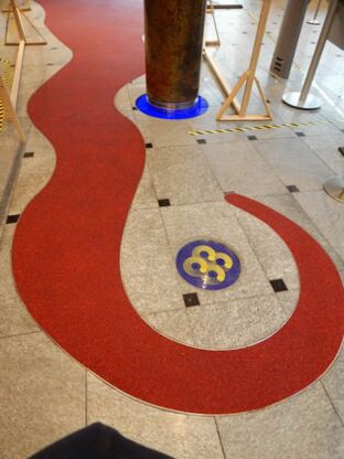 decorative flooring with red glass beads